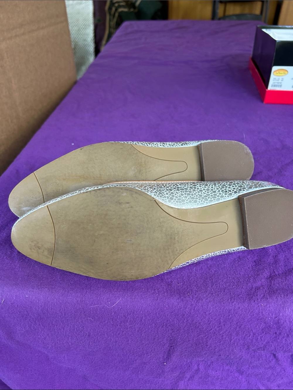 Talbots flats - Picture 5 of 6